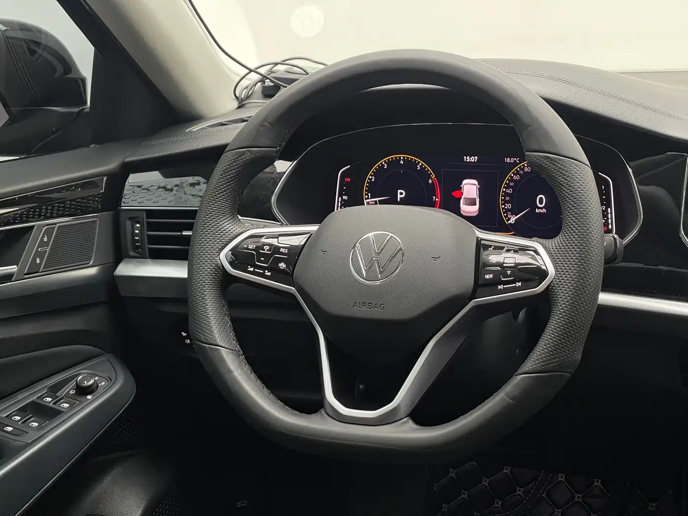 Volkswagen Passat 2023 330TSI Starlight Elite Edition фото 7