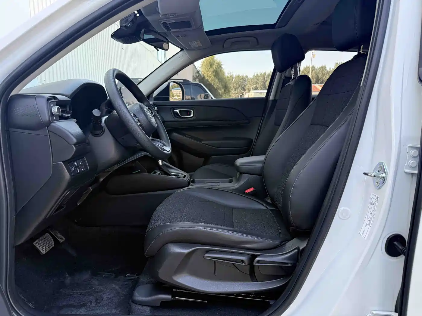 Honda Vezel 2023 2023 1.5L CVT Pioneer Edition