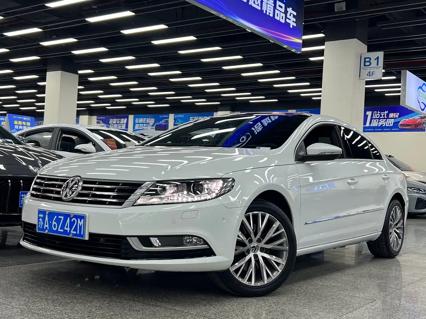 Volkswagen FAW-Volkswagen CC 2016 Model 1.8TSI Premium фото 2