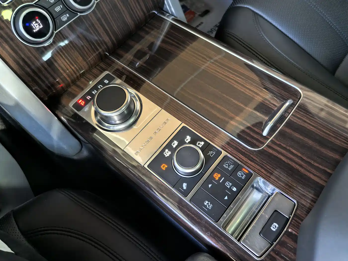 Land Rover Range Rover 2015 3.0 SC V6 Vogue фото 26