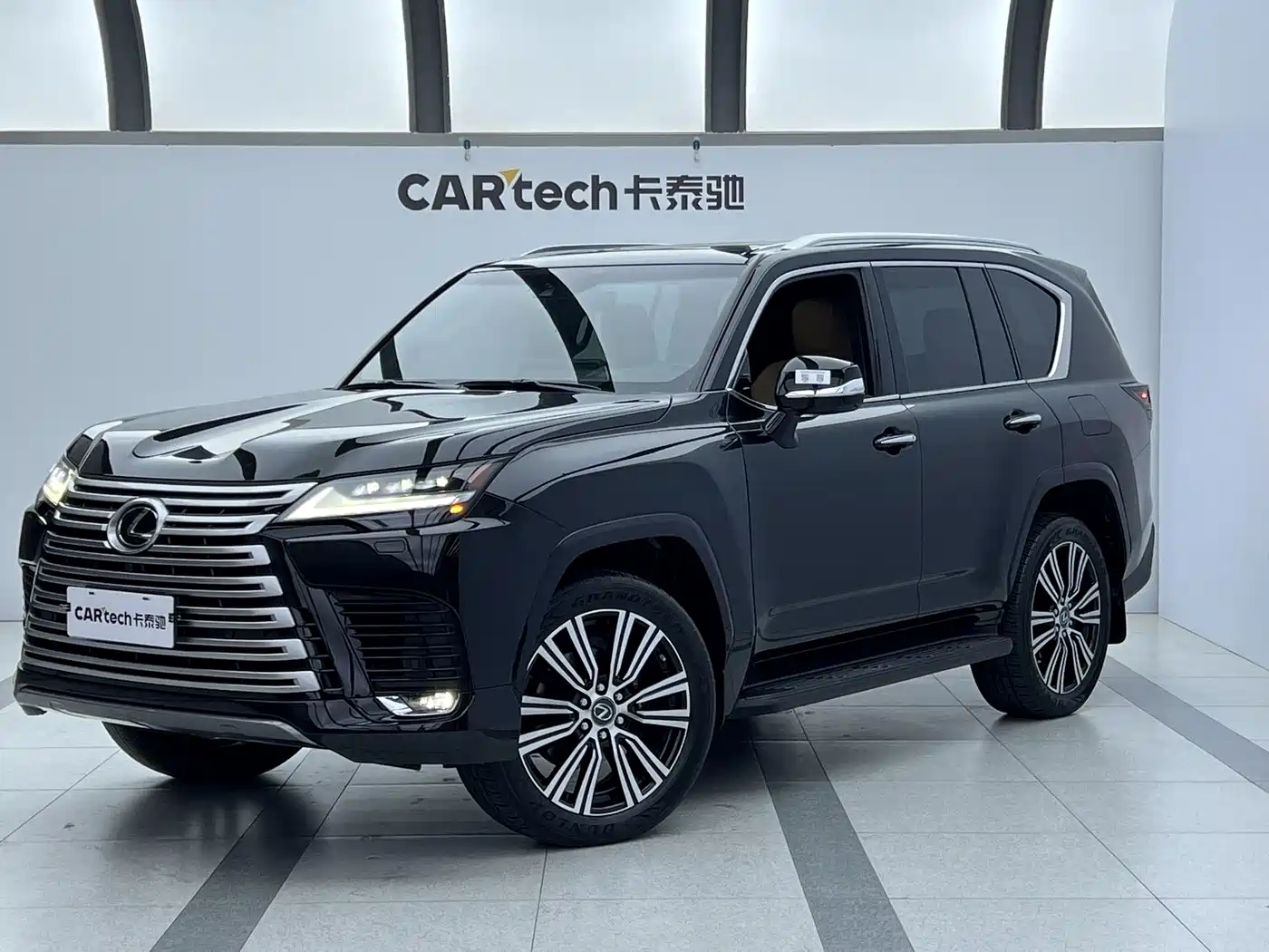 Lexus LX 2016 570 Dynamic Luxury Edition
