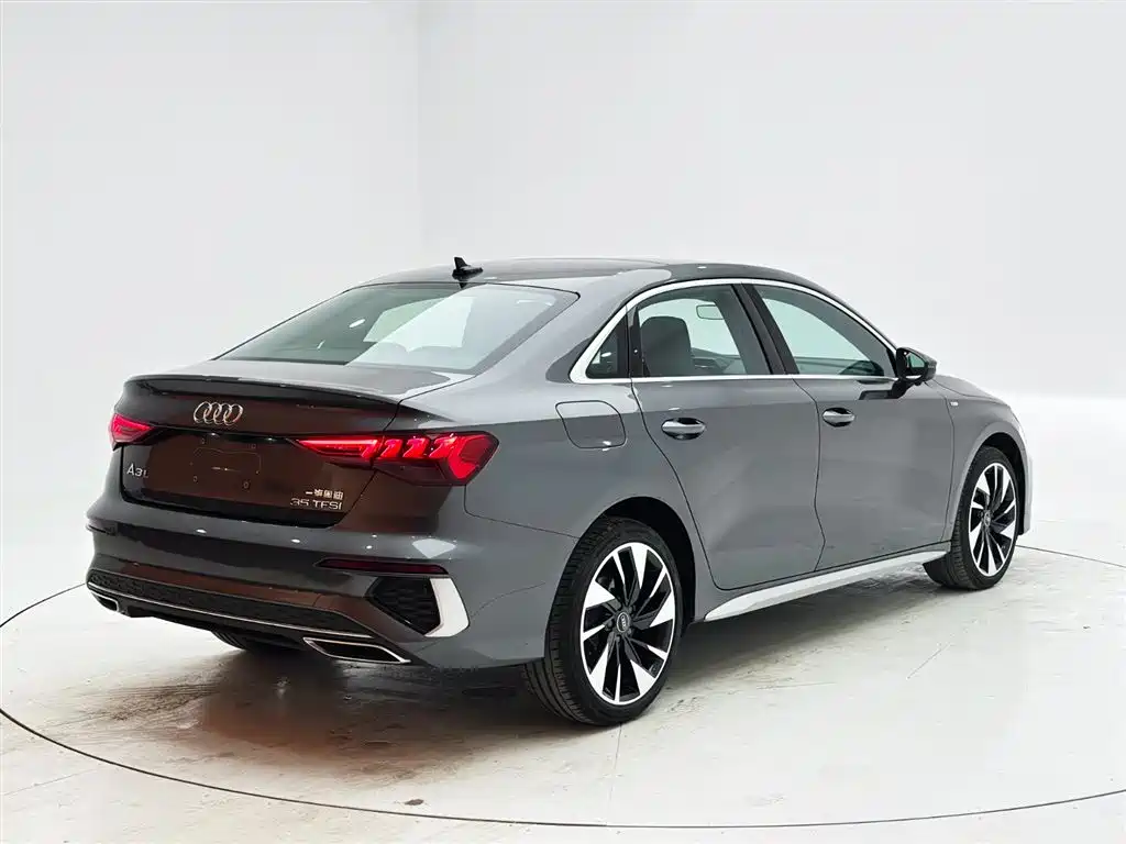 Audi A3 2023 A3L Limousine 35 TFSI Fashion Sport фото 6