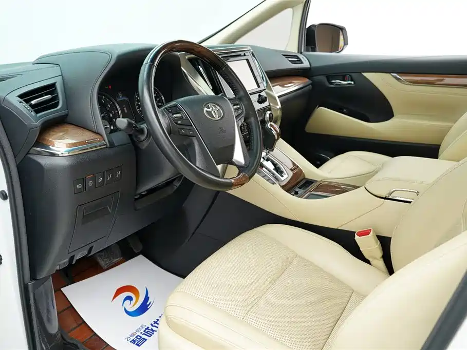Toyota Alphard 2018 3.5L Premium фото 6