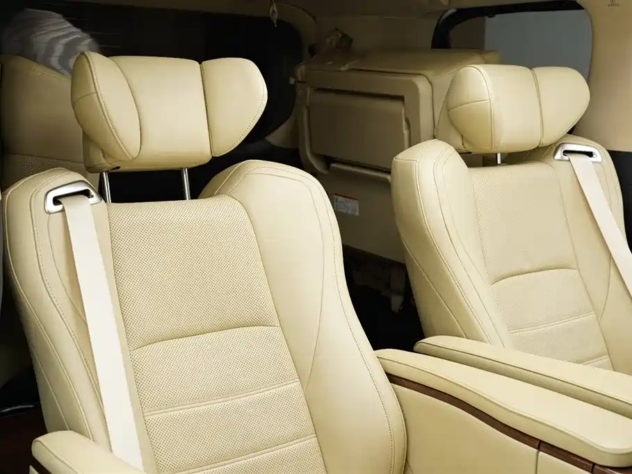 Toyota Alphard 2018 3.5L Premium фото 28