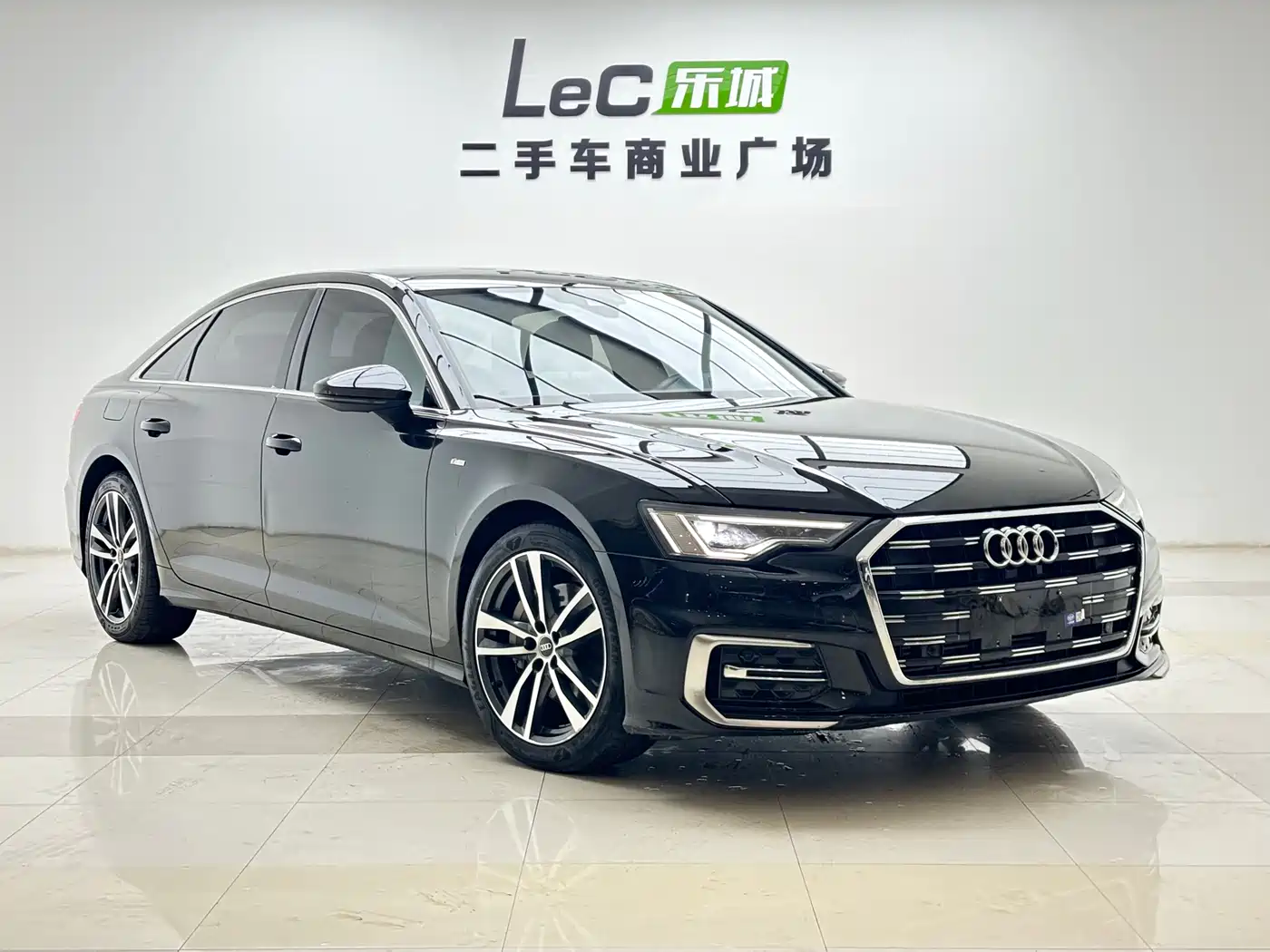 Audi A6L 2023 40 TFSI Luxury Dynamic фото 3