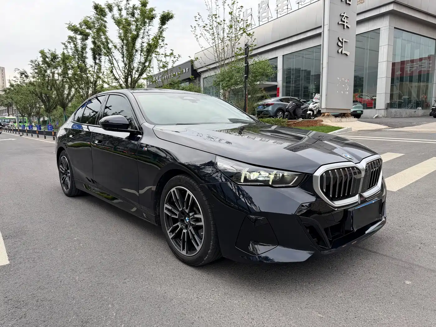 BMW 5 Series (Import) 2024 2024 Model 525i M Sport Package