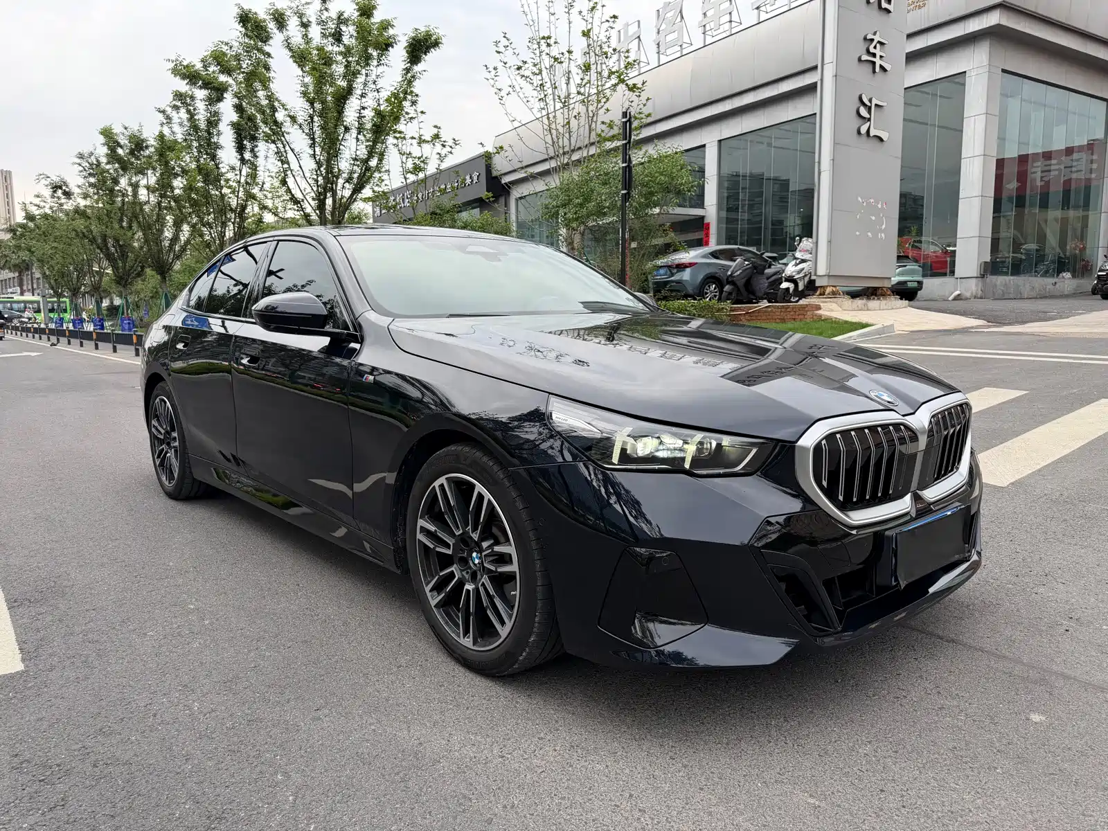 Фото 3 - BMW 5 Series (Import)