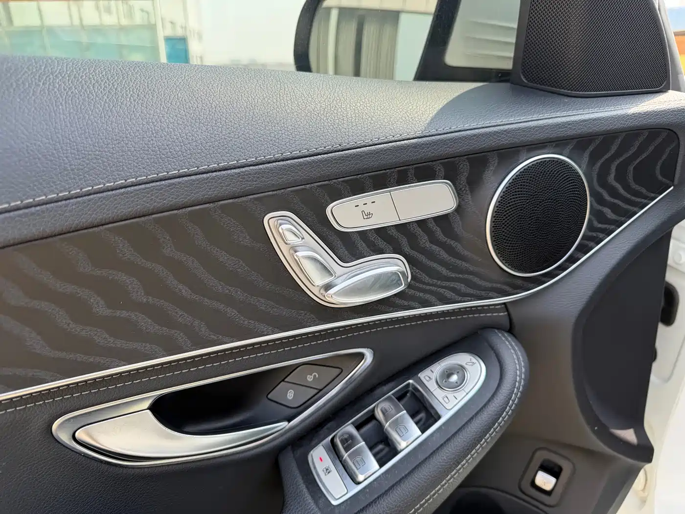 Mercedes-Benz C-Class 2016 C 200 L Sport фото 10