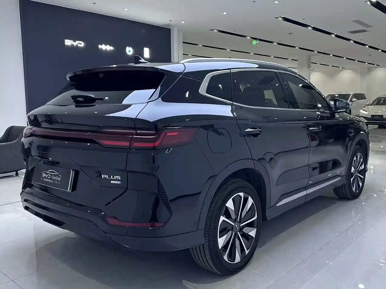 Photo 12 - BYD Song PLUS PHEV