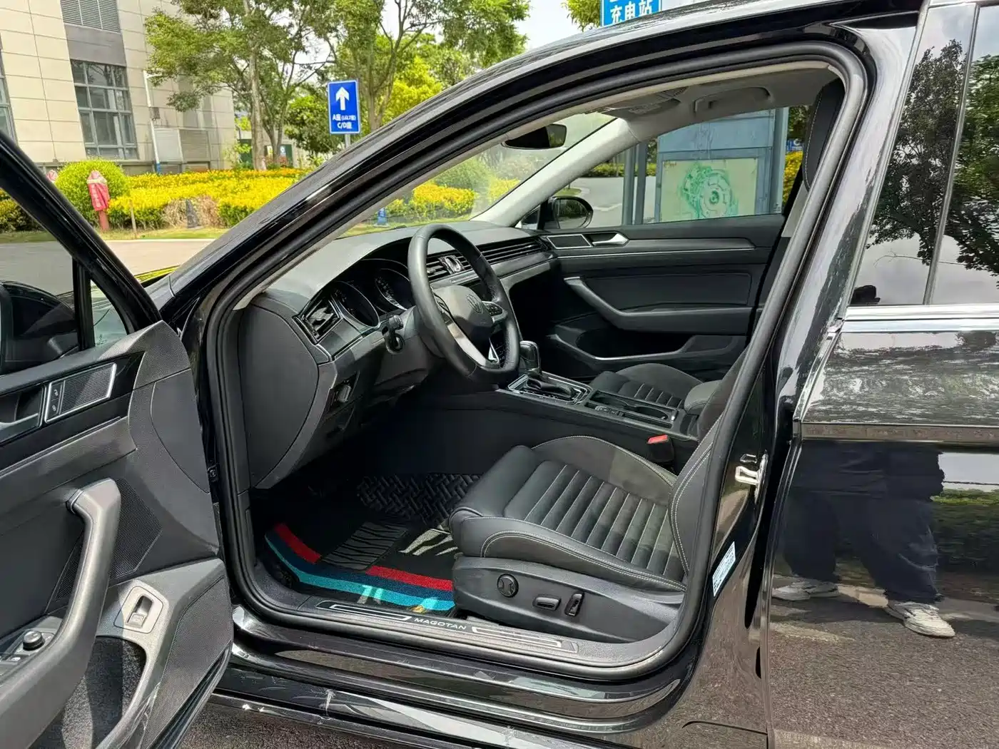 Volkswagen Magotan 2020 330TSI DSG Leading фото 7