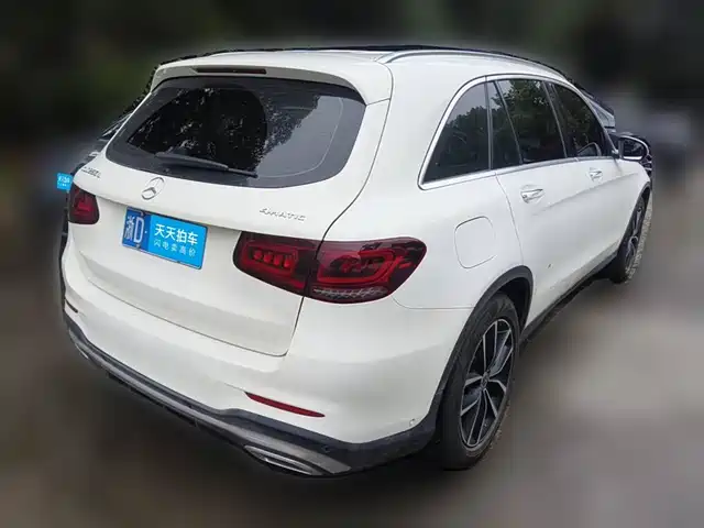Mercedes-Benz GLC 2020 Facelift GLC 260 L 4MATIC Luxury — фото 2