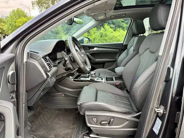 Audi Q5L 2021 40 TFSI Luxury Dynamic — фото 5