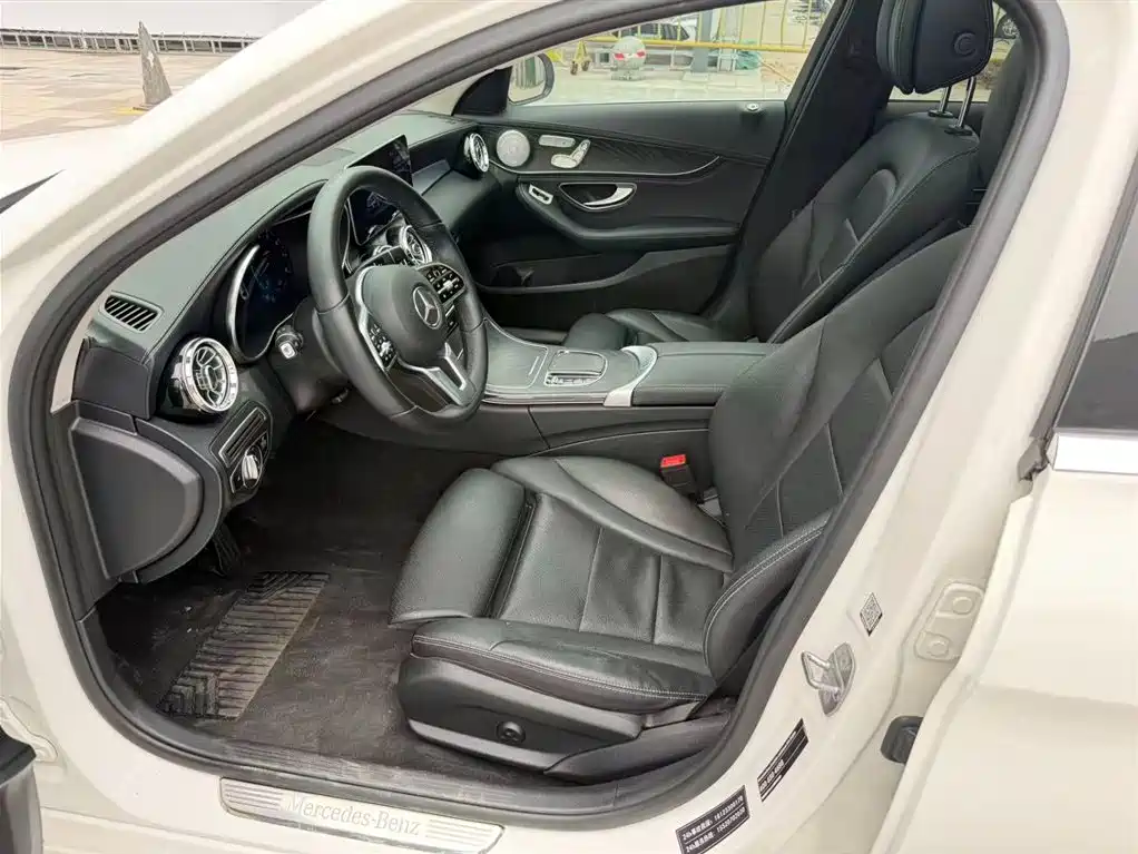 Mercedes-Benz C-Class 2019 C 260 L Sport фото 5
