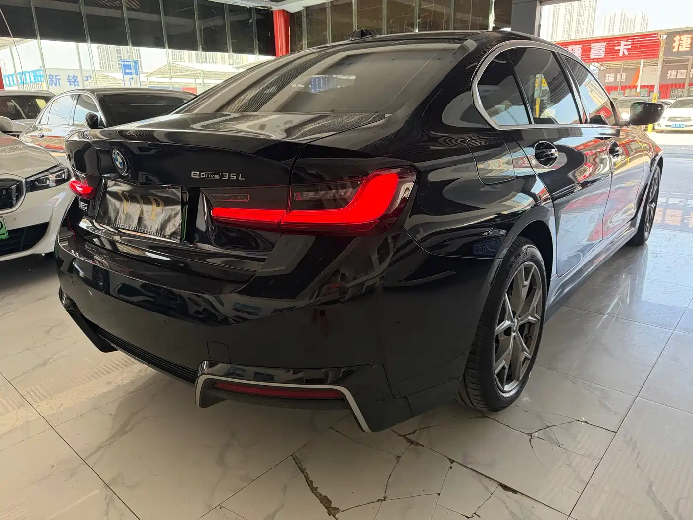 BMW i3 2025 eDrive 35 L фото 7