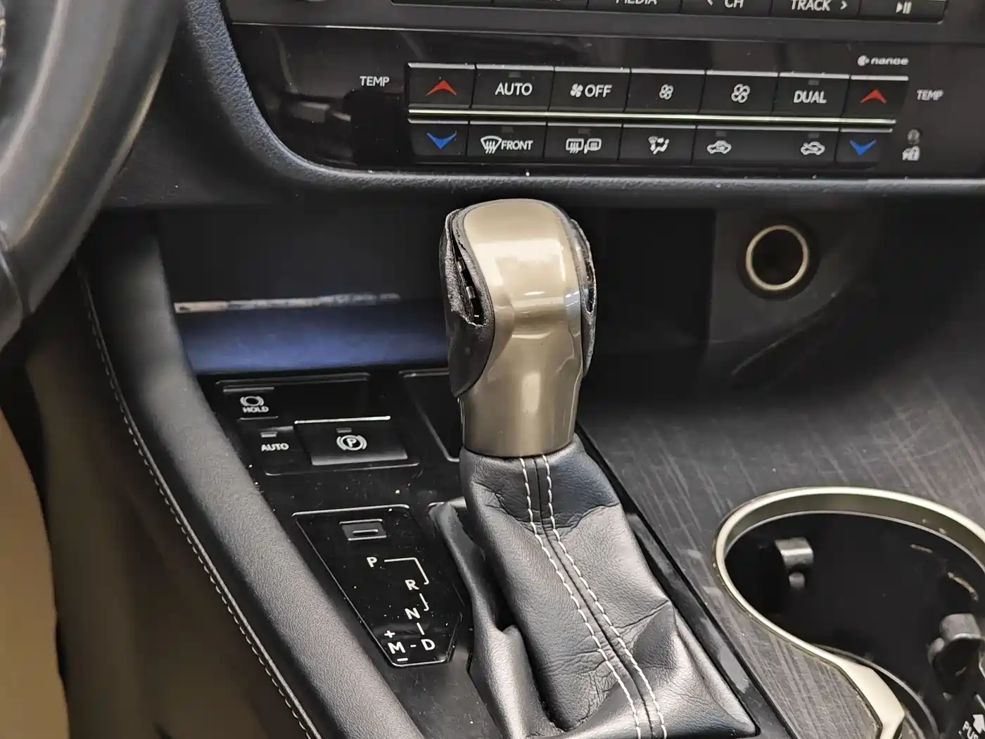 Lexus RX 2016 300 2WD Elite Edition (China V) фото 19