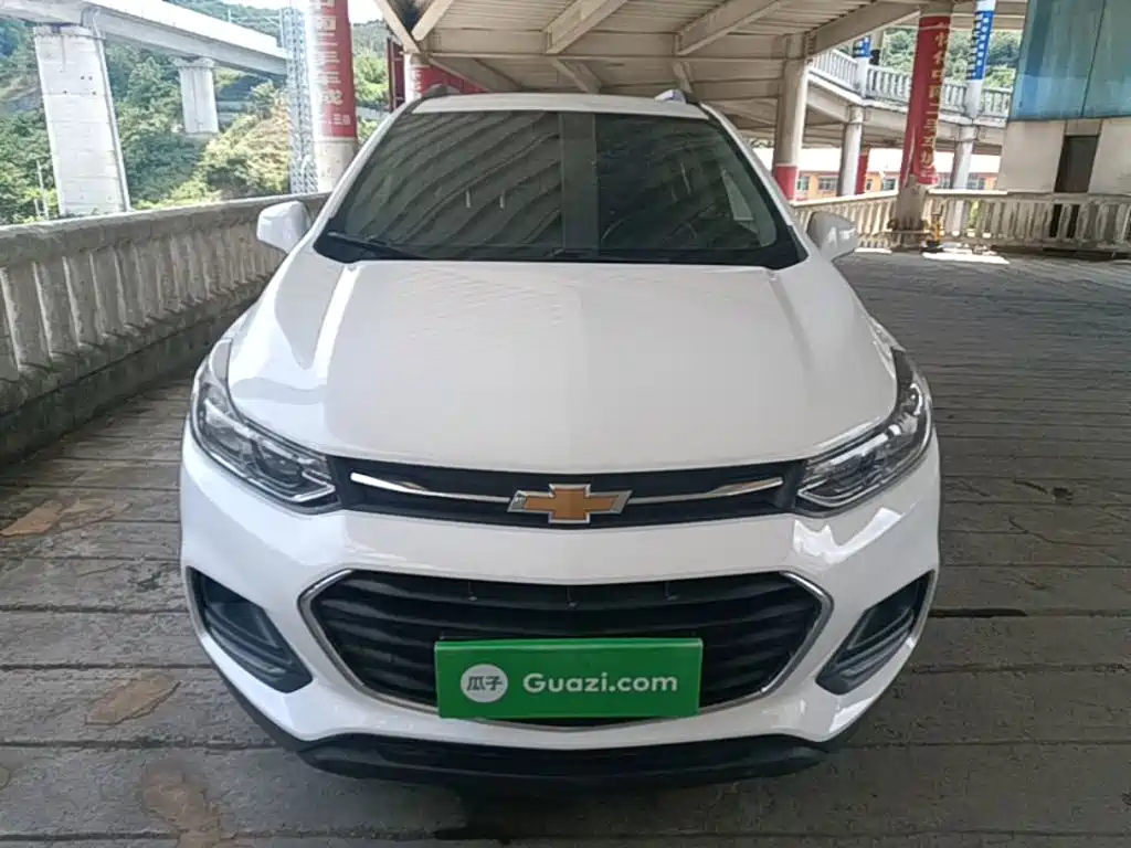 Фото 3 - Chevrolet Trax
