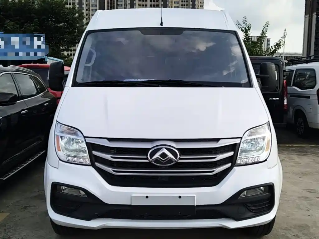 SAIC Maxus Xintu V80 2024 2024 Model Year Aoyunton Value Edition 6MT Short Wheelbase Medium Roof 127Ps 5/6-Seater