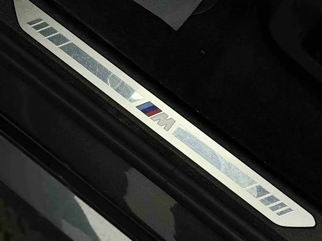 BMW X7 2021 xDrive40i Premium M Sport Package фото 23