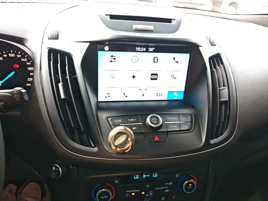 Photo 13 - Ford Kuga