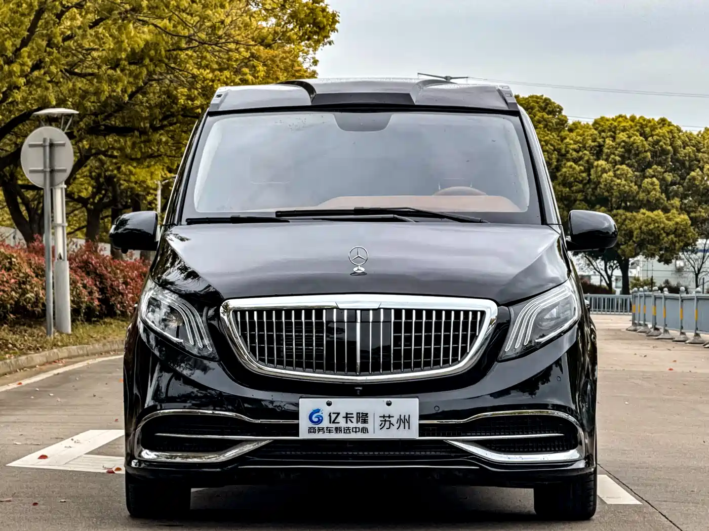 Mercedes-Benz Vito 2023 2.0T Elite 7-Seater фото 2