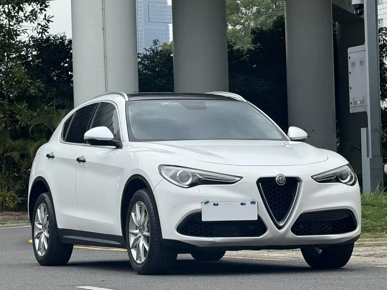 Alfa Romeo Stelvio 2018 2017 2.0T 280HP Luxury