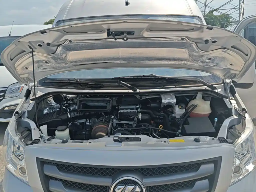Foton Tuyano 2023 2022 2.0T Manual Tongtu Multi-purpose Long Wheelbase Medium Roof Single Rear Tire 5/6/7/9-Seater 4F20TC3