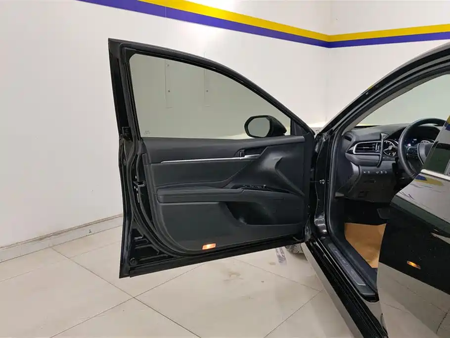 Toyota Camry 2019 Facelift 2.0G Luxury Edition фото 7