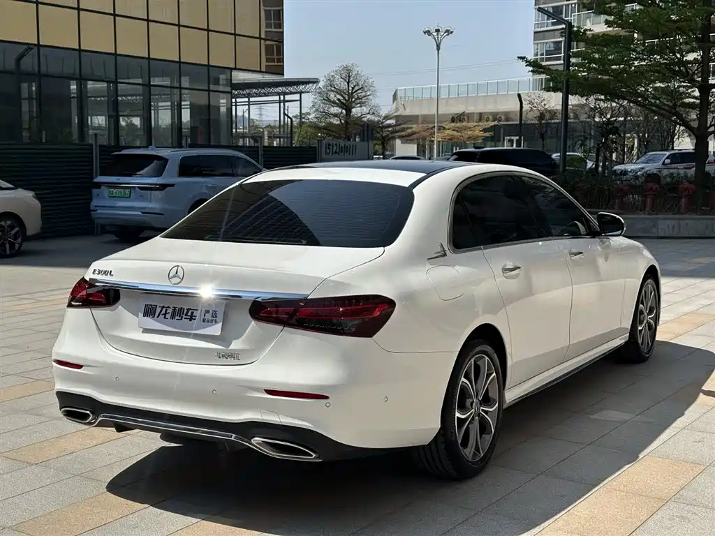  E CLASS
