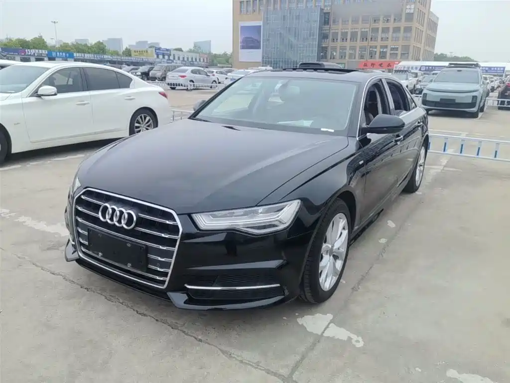 Audi A6L 2018 30th Anniversary 35 TFSI Fashion фото 2