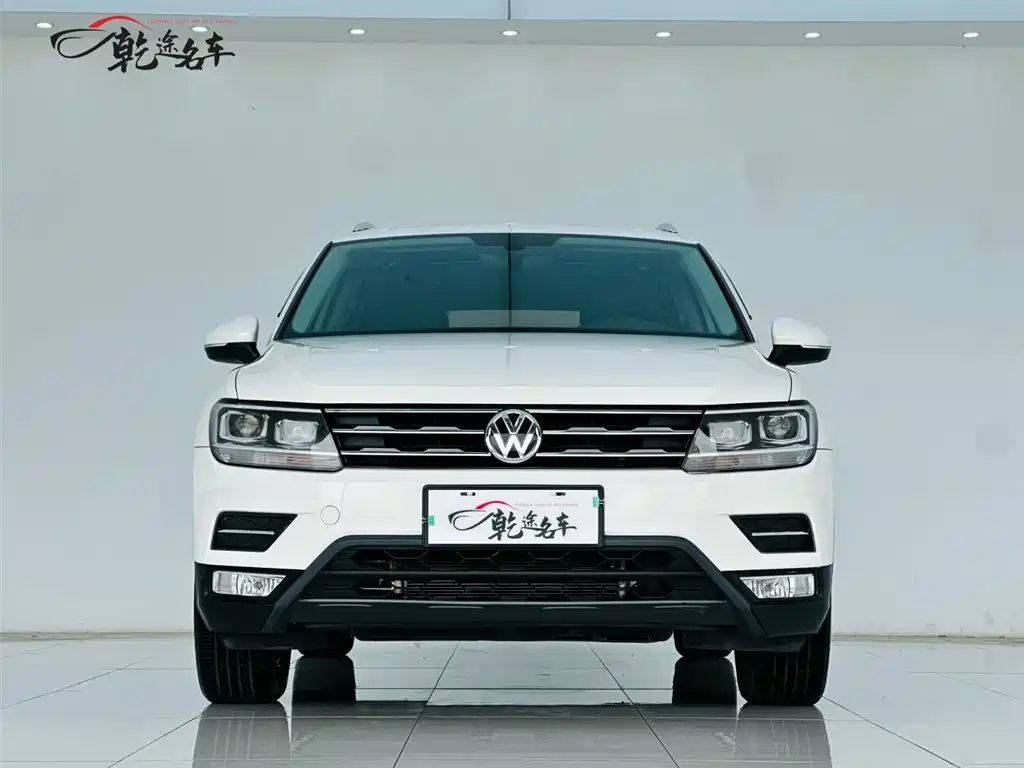 Volkswagen Tiguan L 2017 330TSI Automatic 2WD Luxury Edition фото 2
