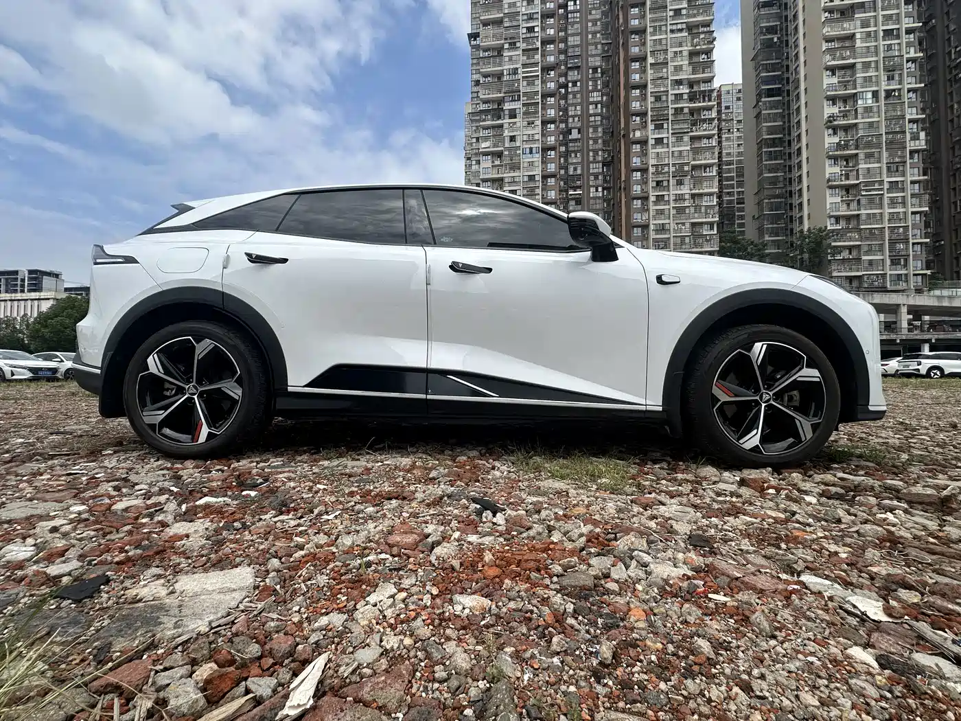 Deepal S07 2025 2026 Model 230Plus Huawei Qiankun ADS SE Edition