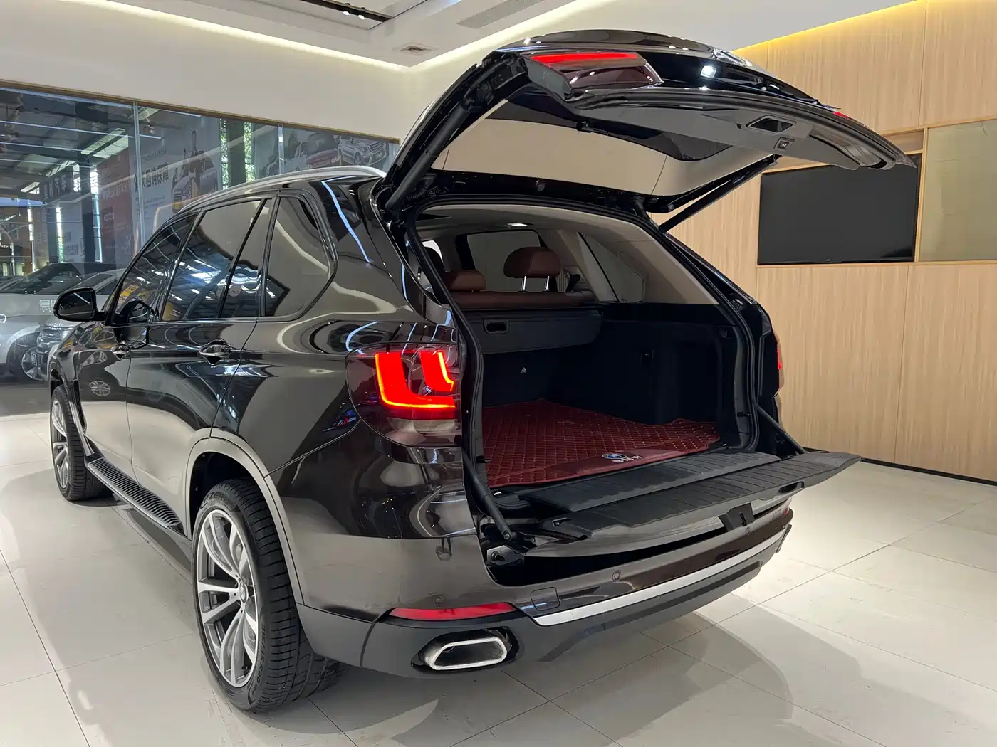 BMW X5 (Import) 2017 xDrive28i фото 17