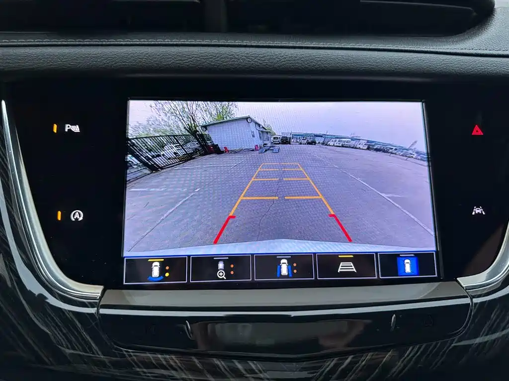 Cadillac XT6 2022 2.0T 6-Seater 4WD Luxury 120th Anniversary Limited Edition фото 26