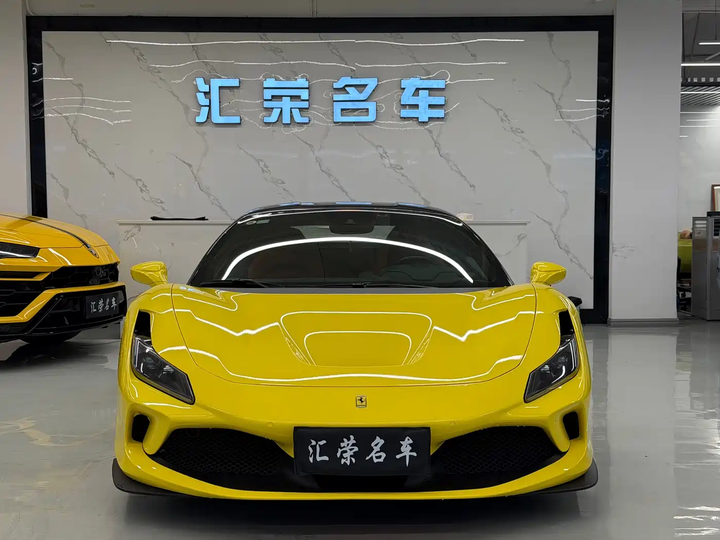 Ferrari F8 2021 2019 Tributo 3.9T V8