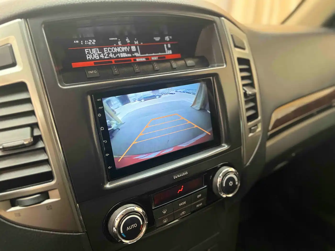 Mitsubishi Pajero (Import) 2016 3.0L Automatic Premium (China V) фото 34