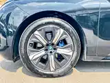 Photo 7 - BMW iX