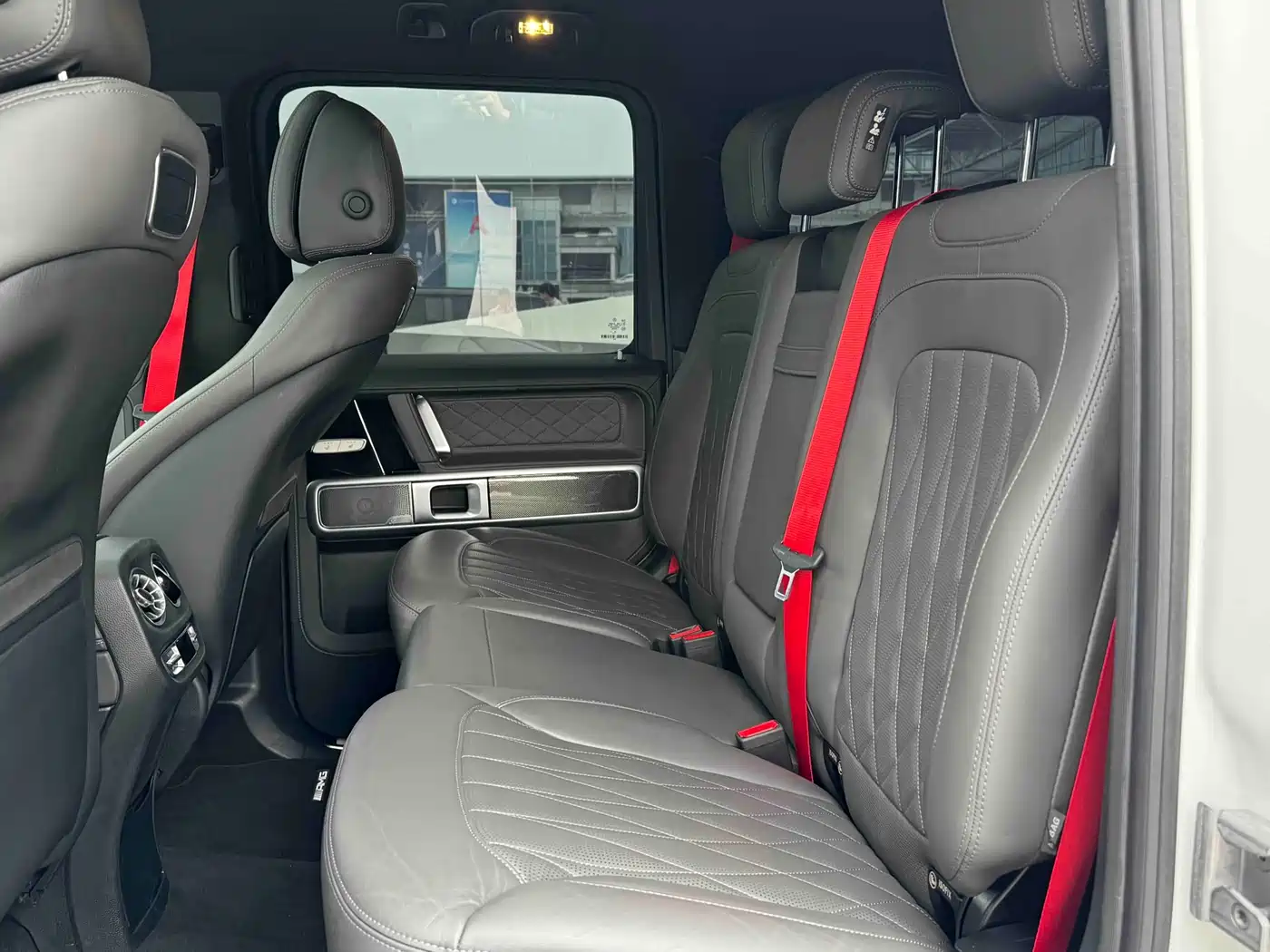 Mercedes-Benz G-Class 2023 G 500 фото 11