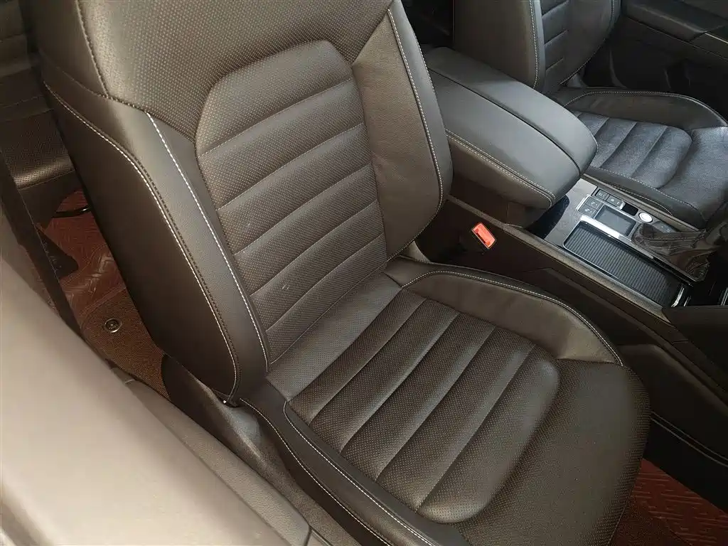 Volkswagen Teramont 2020 Facelift 330TSI 2WD Luxury фото 3