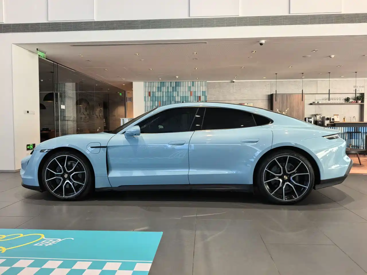 Porsche Taycan 2024 2022 Taycan