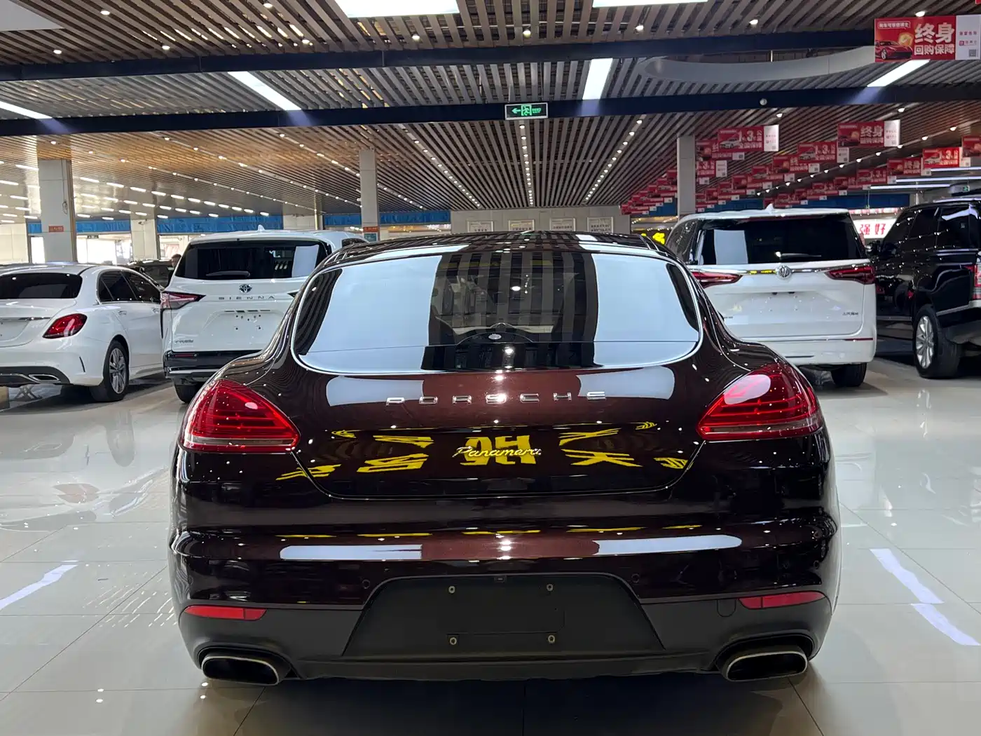 Porsche Panamera 2014 Panamera 3.0T фото 5