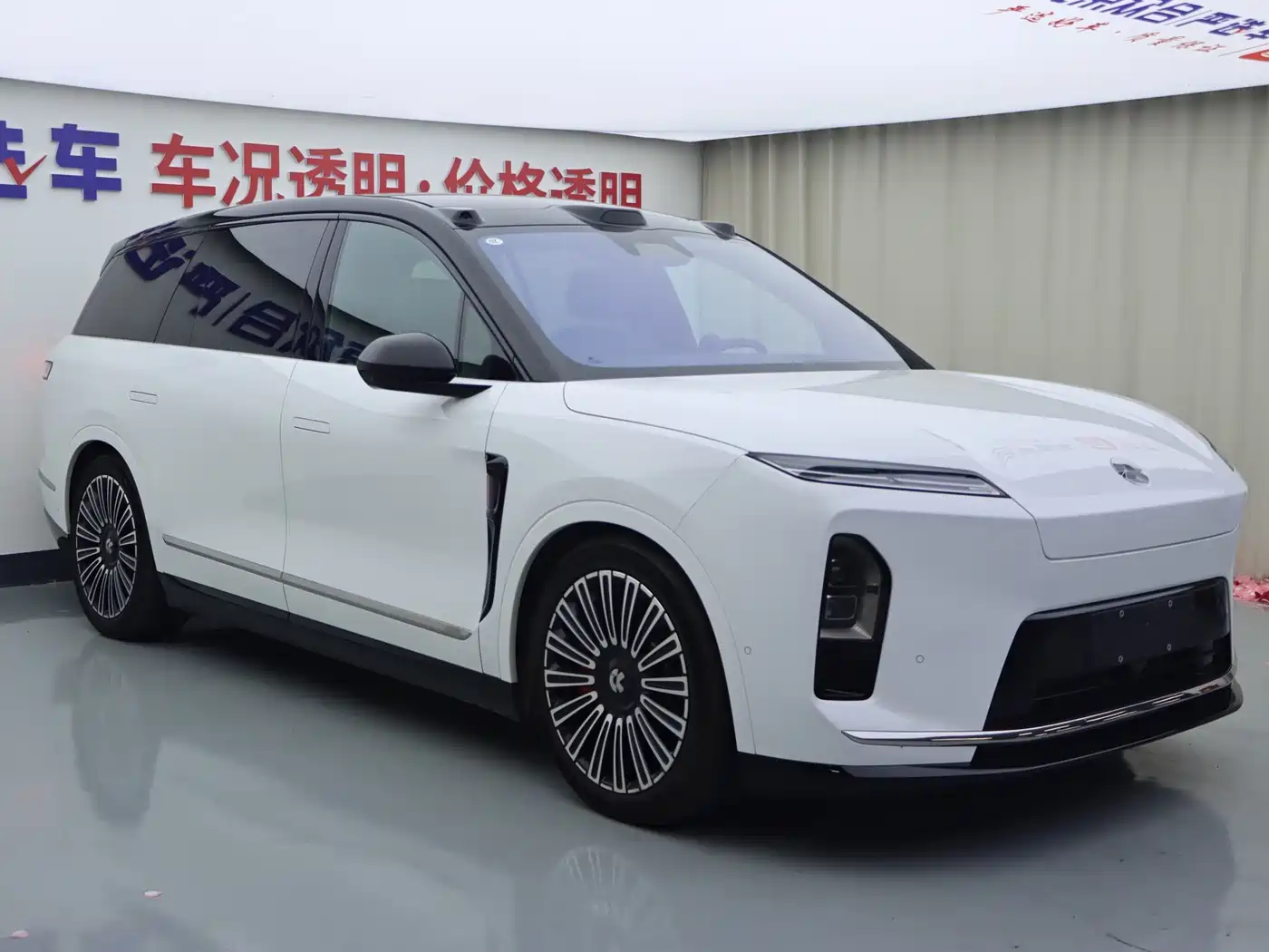 NIO ES8 2025 2025 Base Model 7-Seater