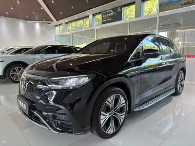 Mercedes-Benz EQE SUV