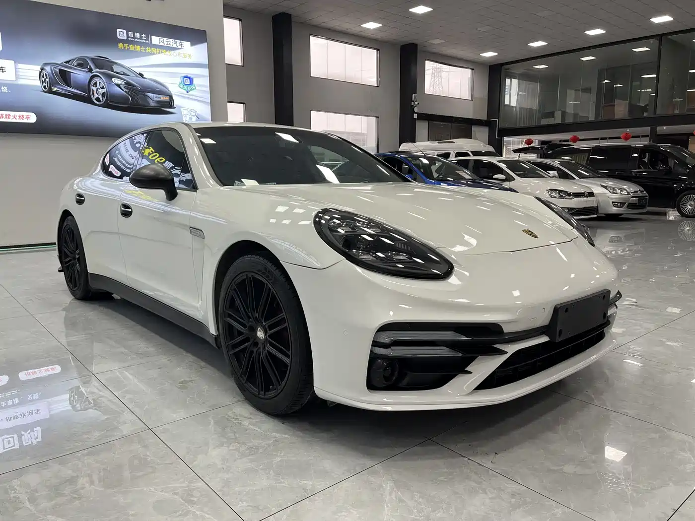 Porsche Panamera 2010 Panamera 3.6L фото 3