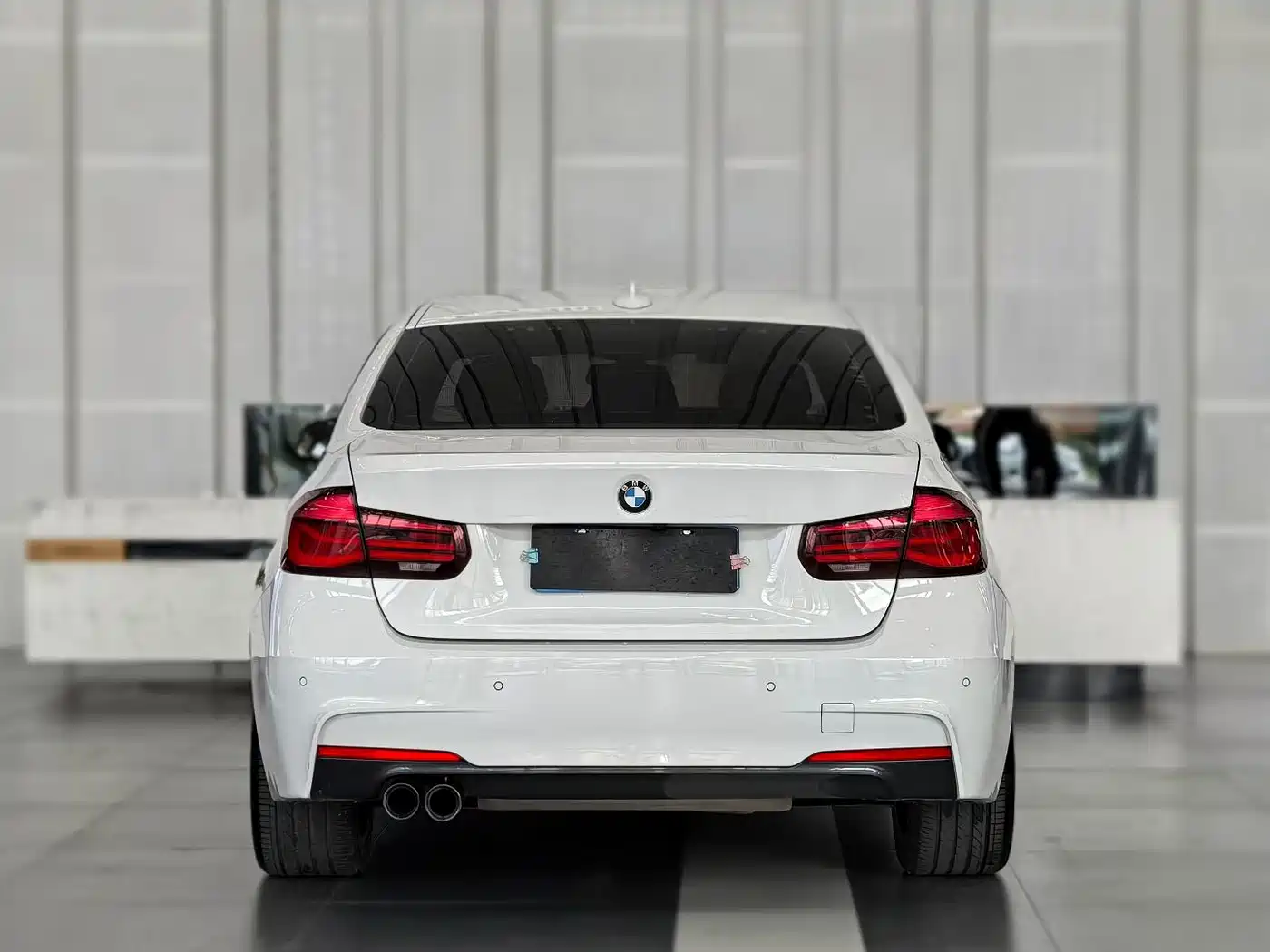 BMW 3 Series 2018 320Li M Sport Black Night Edition фото 8