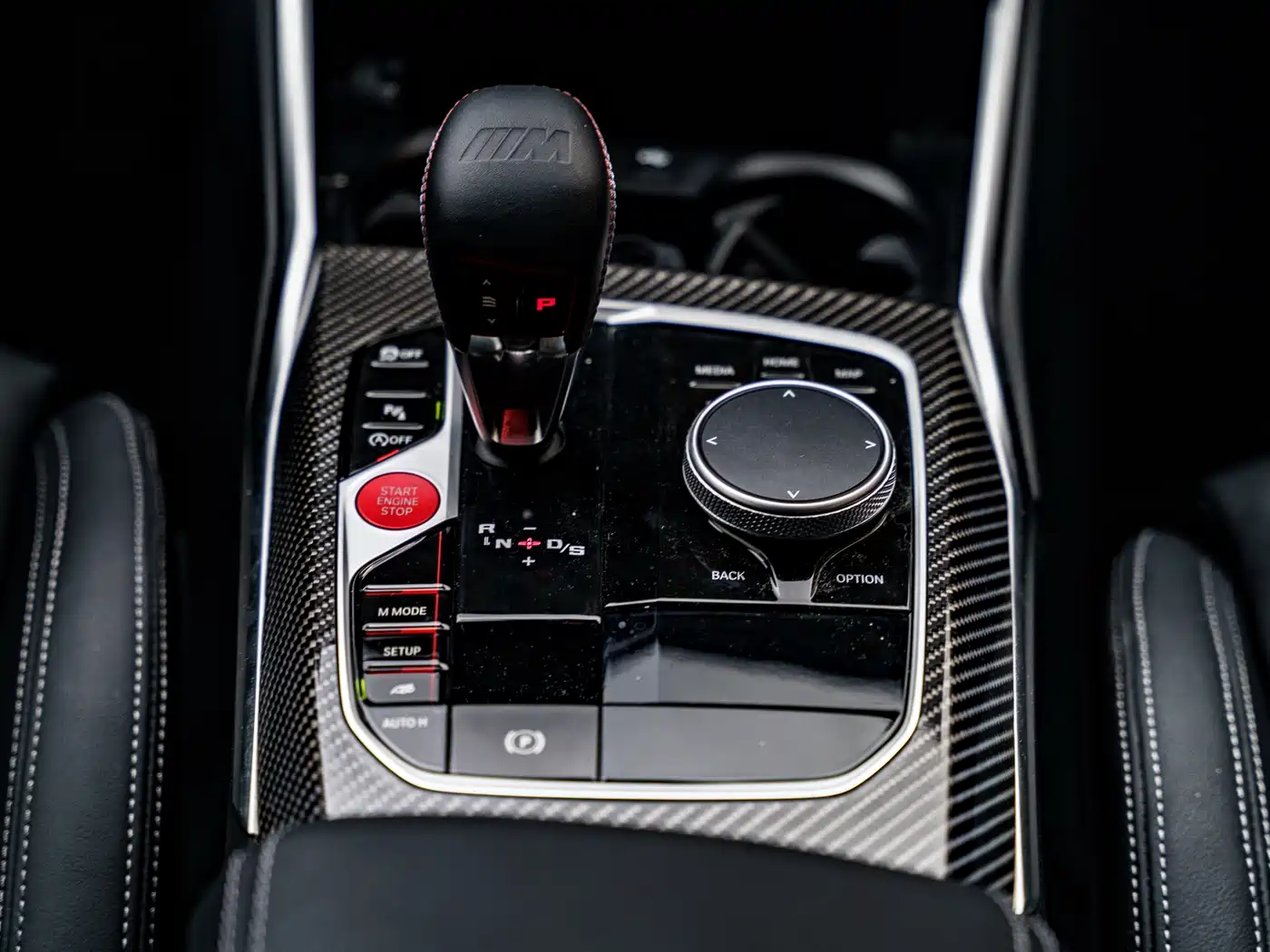 BMW M2 2024 M2 фото 13
