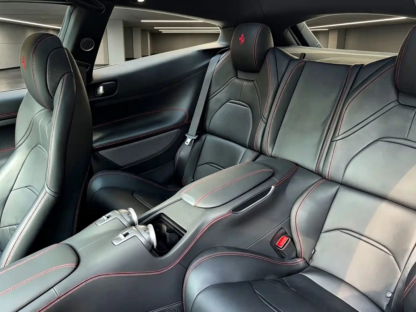 Ferrari GTC4Lusso 2018 2017 3.9T V8