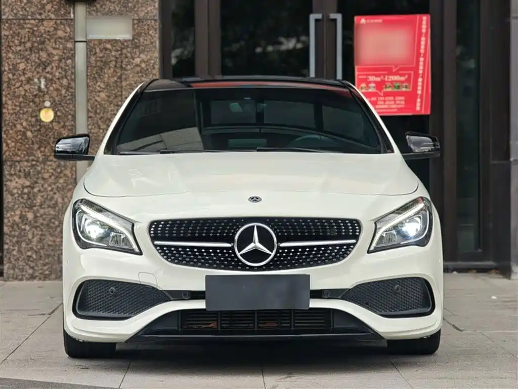 Mercedes-Benz CLA (Import) 2017 Facelift CLA 220 4MATIC фото 5
