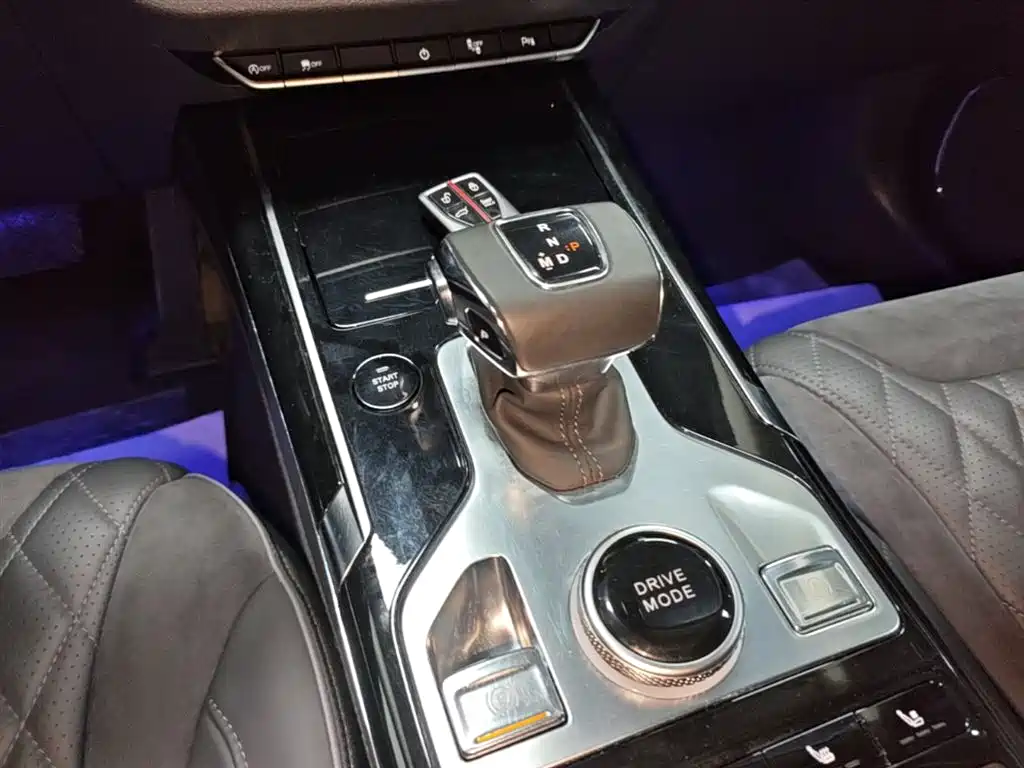 Hongqi HS5 2019 2.0T Smart Connect Enjoy Edition фото 14