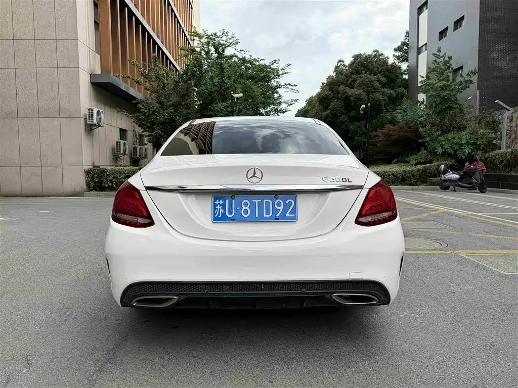 Mercedes-Benz C-Class 2017 C 200 Sport фото 10