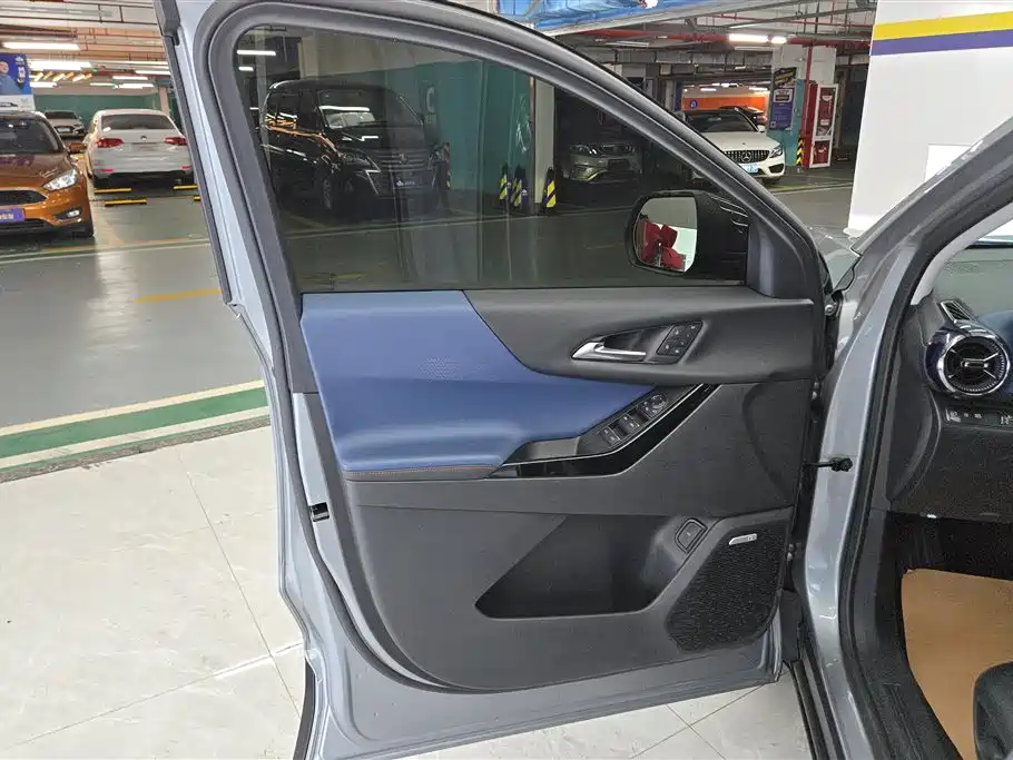 Chevrolet Equinox Plus 2024 102km RS Ultimate Edition фото 7